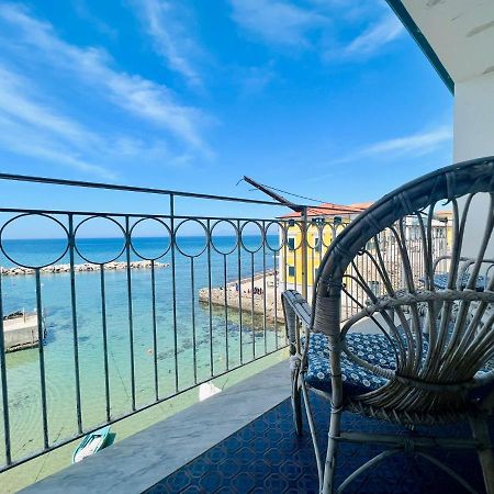 Casa Vacanze Porto Delle Gatte Санта-Марія-ді-Кастеллабате Екстер'єр фото